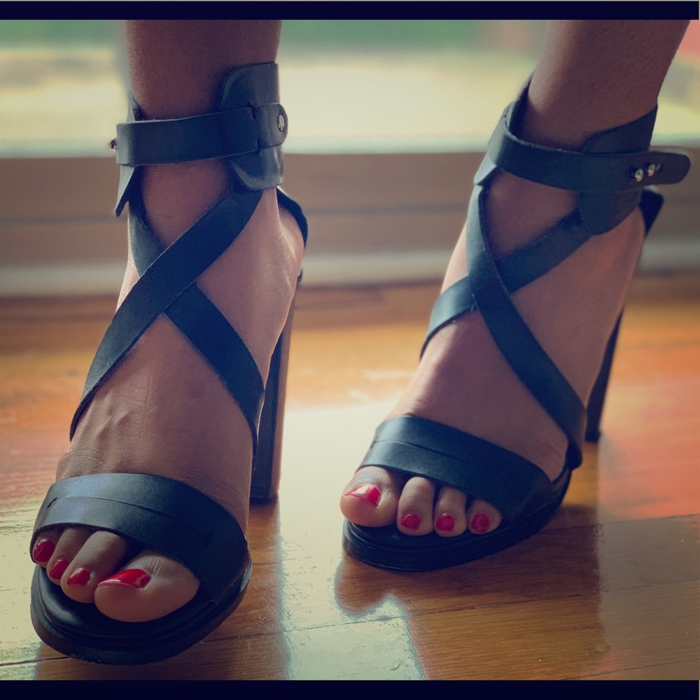 Just Fab Strappy Block Heel in Black